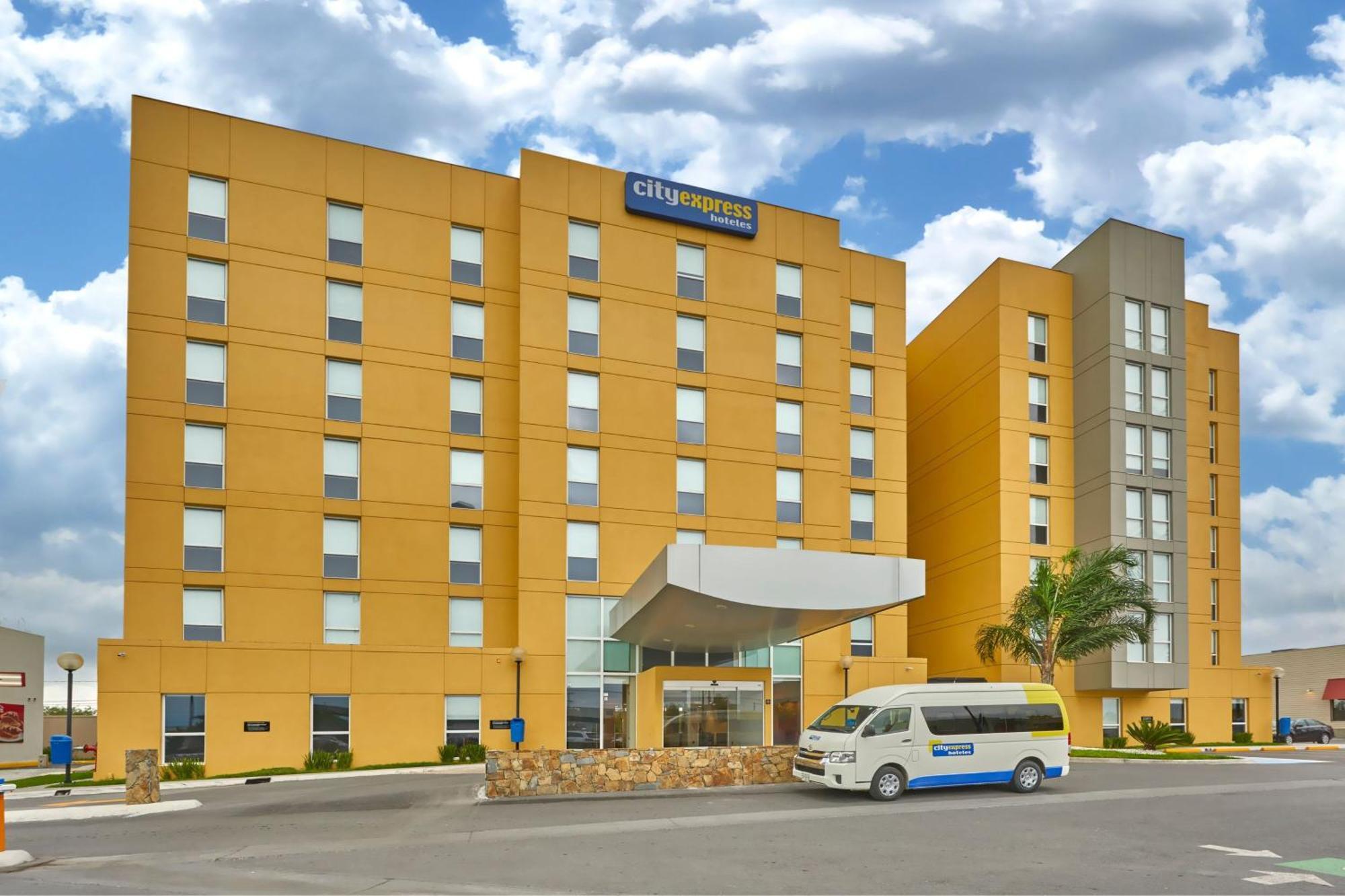 City Express By Marriott Monterrey Norte Rancho Los Encinitos Bagian luar foto